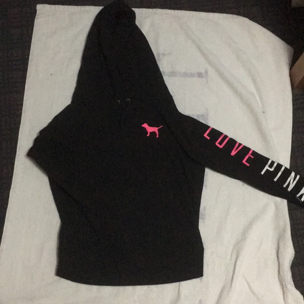 Love pink sweatshirt